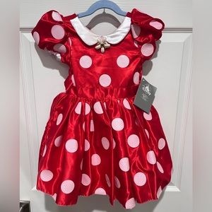 Minnie red dress. Disney.